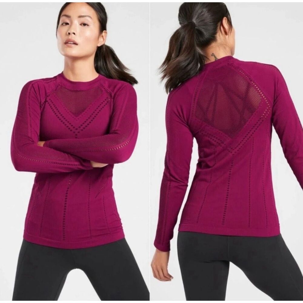 NWT Athleta Mulberry Long Sleeve Active Unstinkable Oxygen Top Sz S
